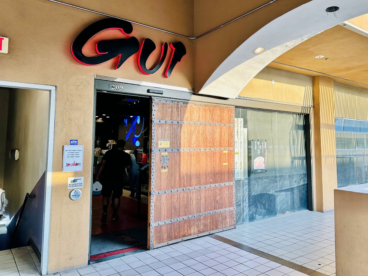 Gui Bbq Restaurant & Bar